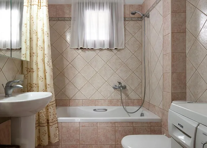 Paradise Lagoon Villa, Halkidiki *