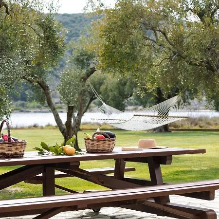 Вилла Paradise Lagoon Villa, Halkidiki