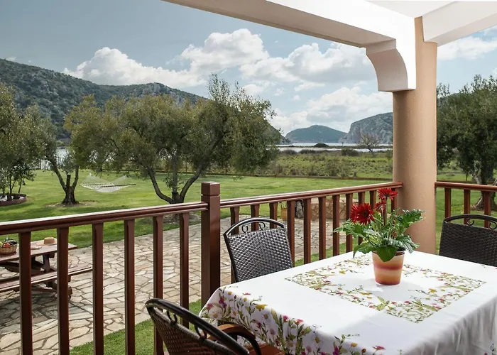 Paradise Lagoon Villa, Halkidiki וילה נמל קופוניסיה