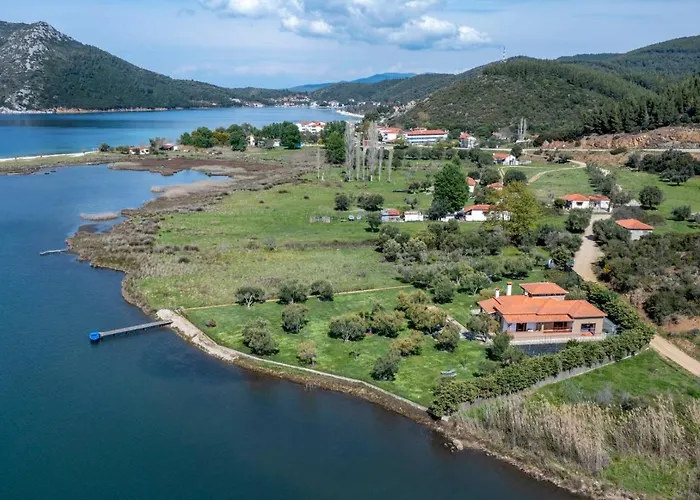 Paradise Lagoon Villa, Halkidiki * נמל קופוניסיה