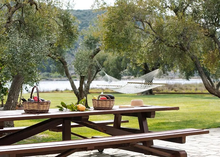 וילה Paradise Lagoon Villa, Halkidiki